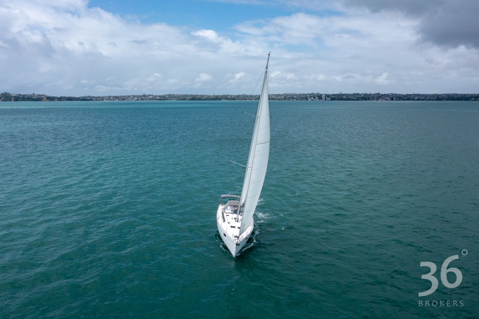 Beneteau Oceanis 48 Skye 7