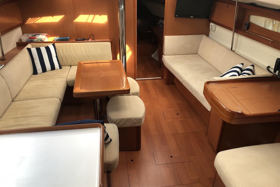 Beneteau Oceanis 50 14