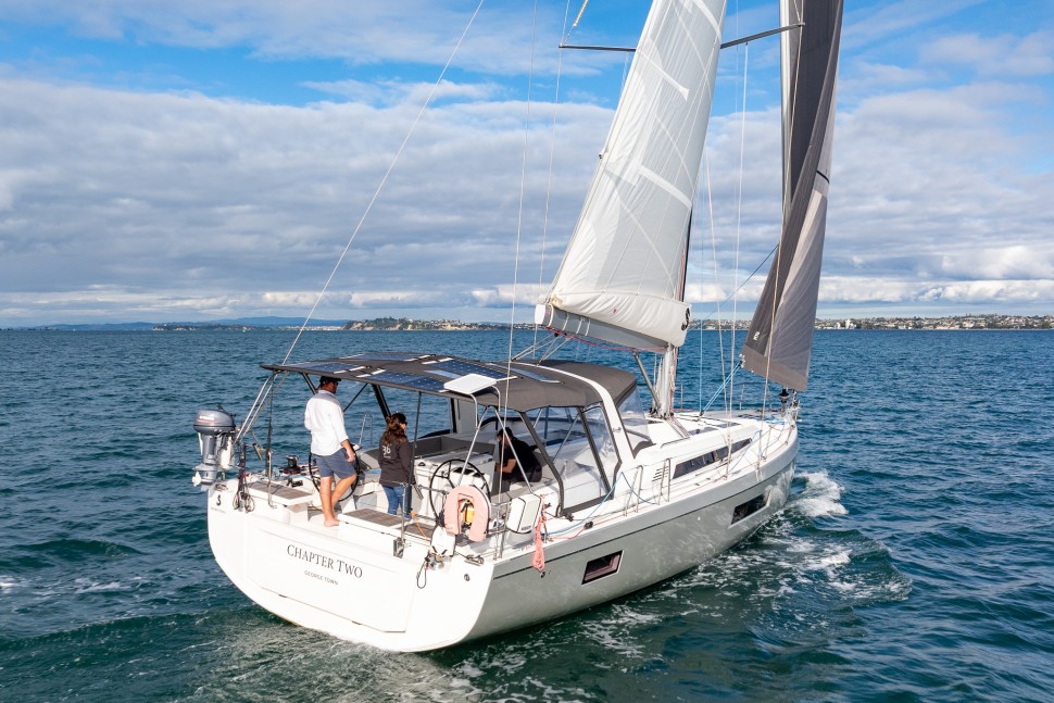 Beneteau Oceanis 51.1 6