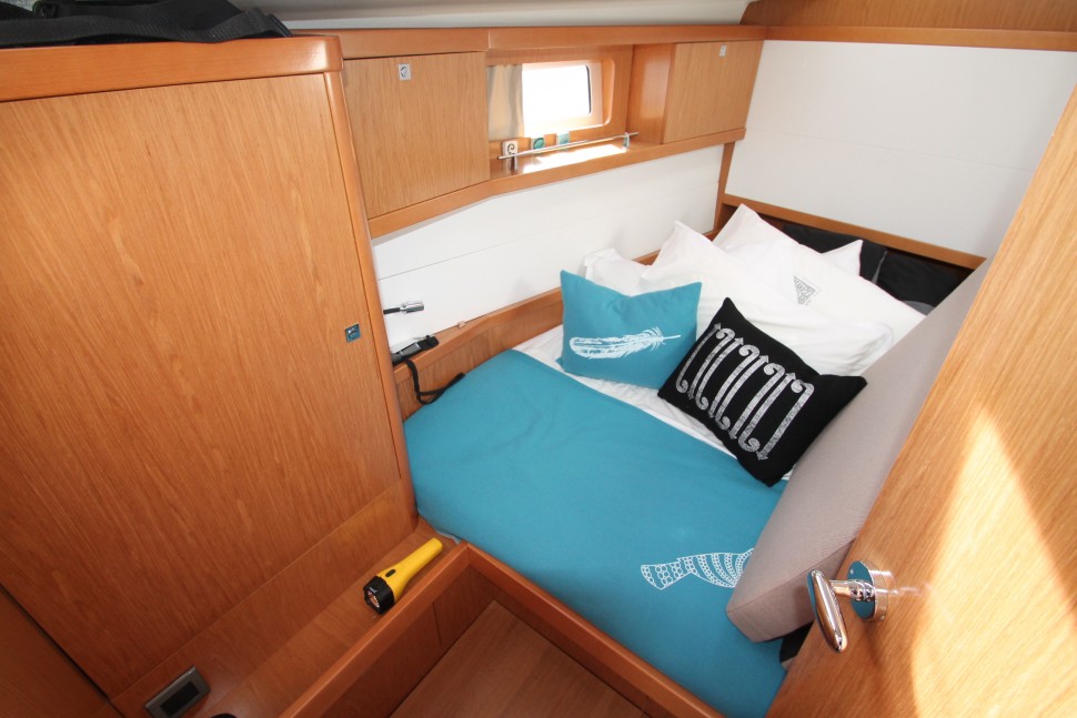 Beneteau Sense 43 17