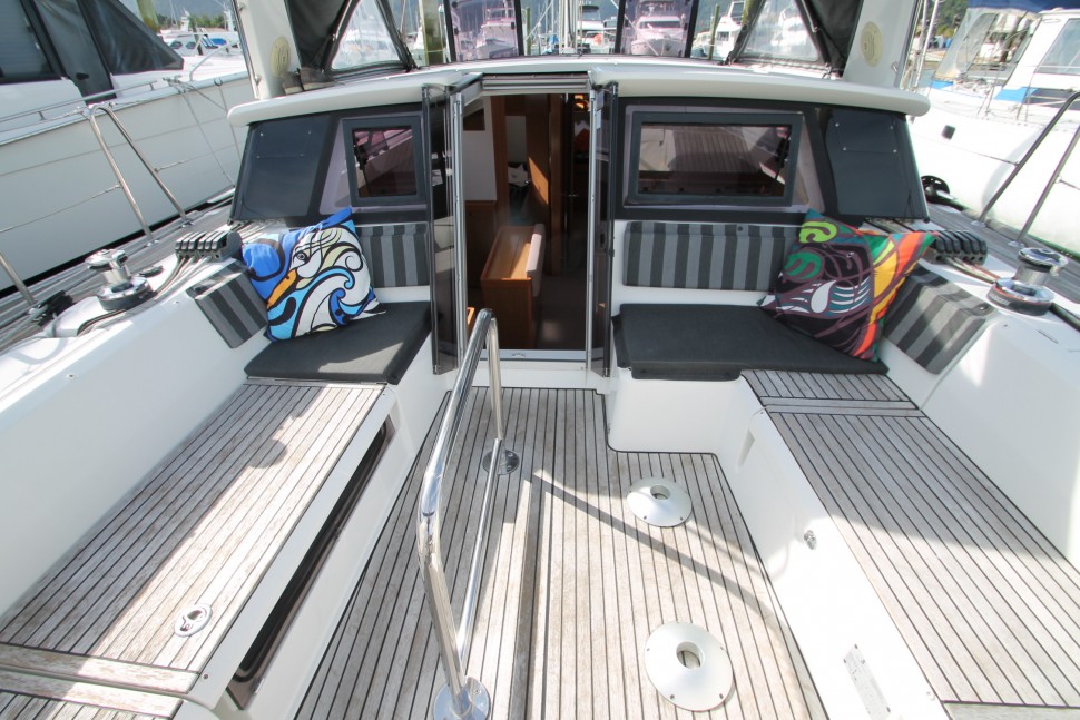 Beneteau Sense 43 8