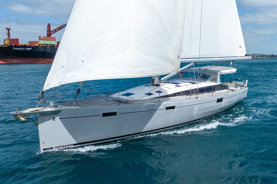 Beneteau Sense twice 03