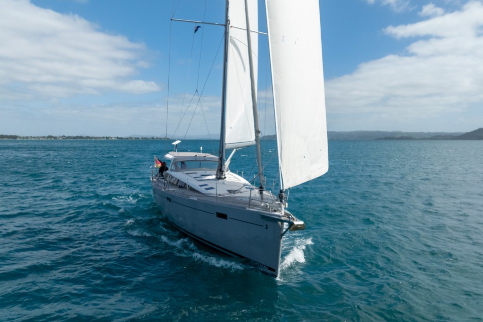 Beneteau Sense twice 04