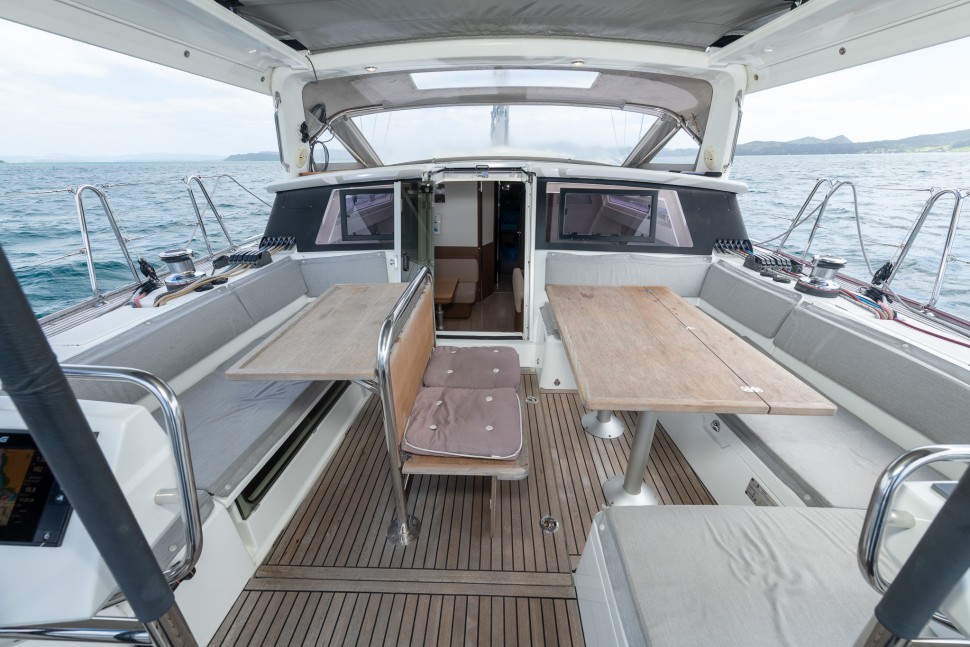 Beneteau Sense twice 10