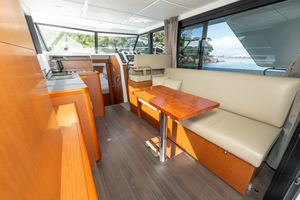 Beneteau Swift Trawler 30 14