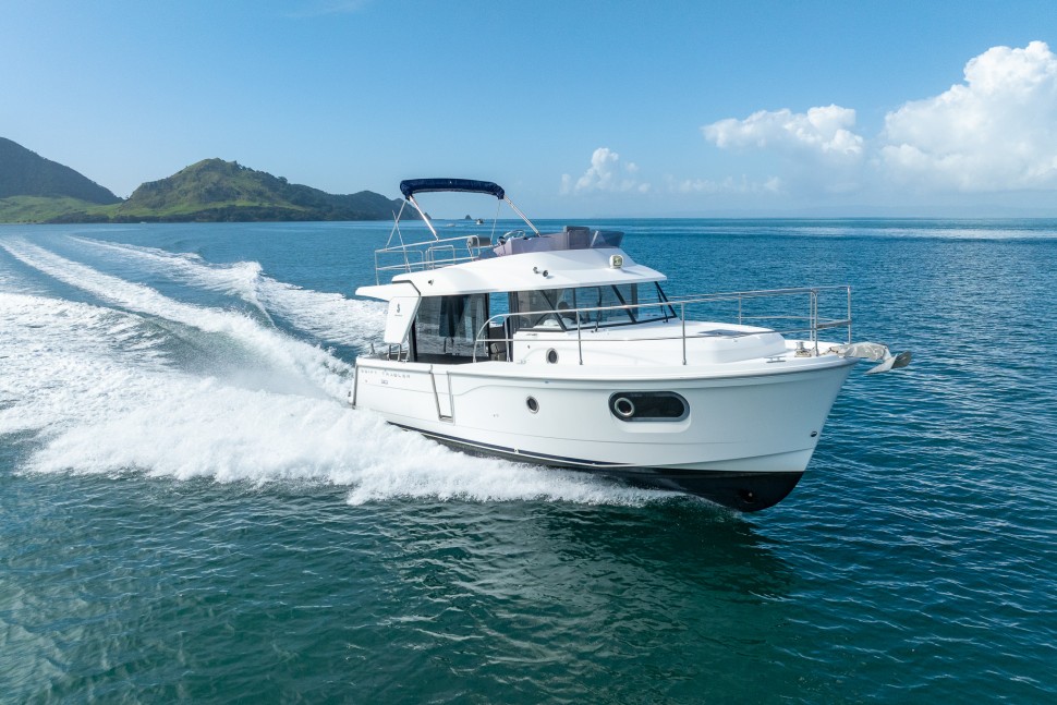 Beneteau Swift Trawler 30 22