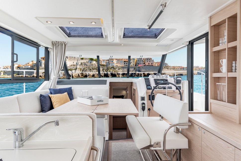 Beneteau Swift Trawler 41 Interior 2