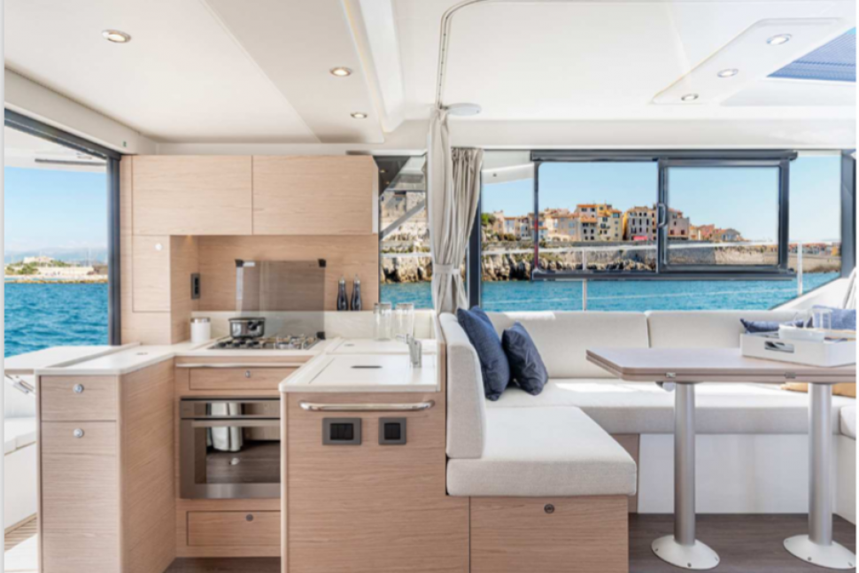 Beneteau Swift Trawler 41 Interior2