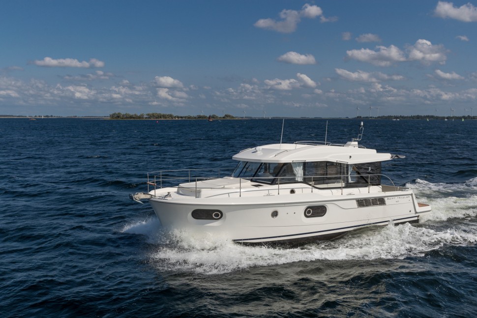 Beneteau Swift Trawler 41 Sedan 4