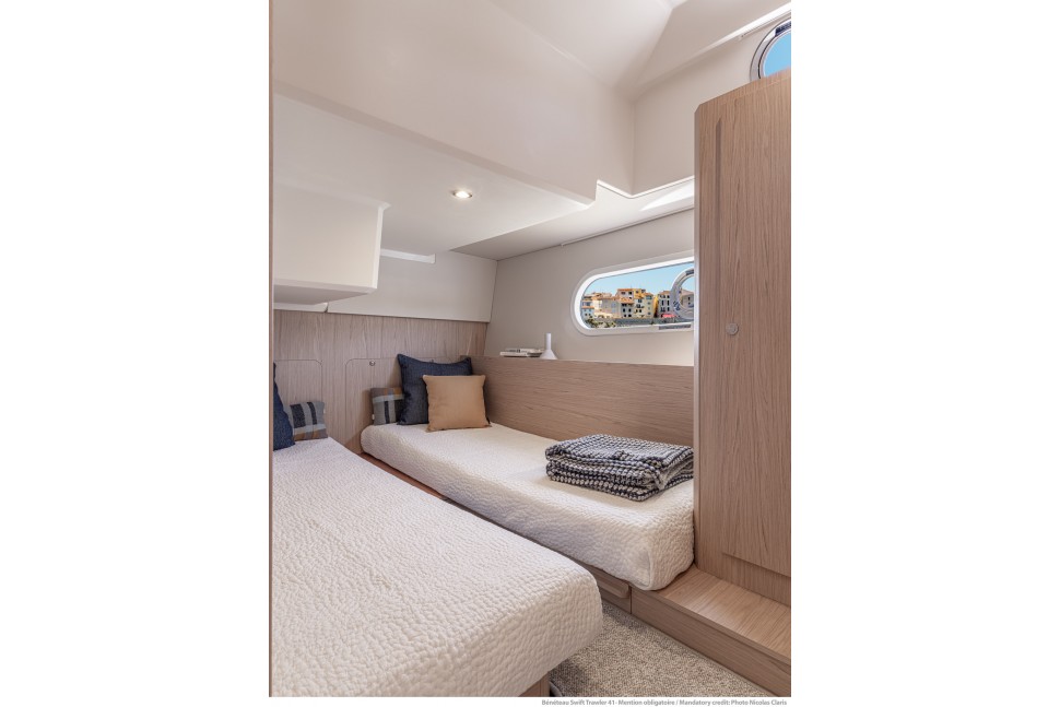 Beneteau Swift Trawler 41 twin cabin