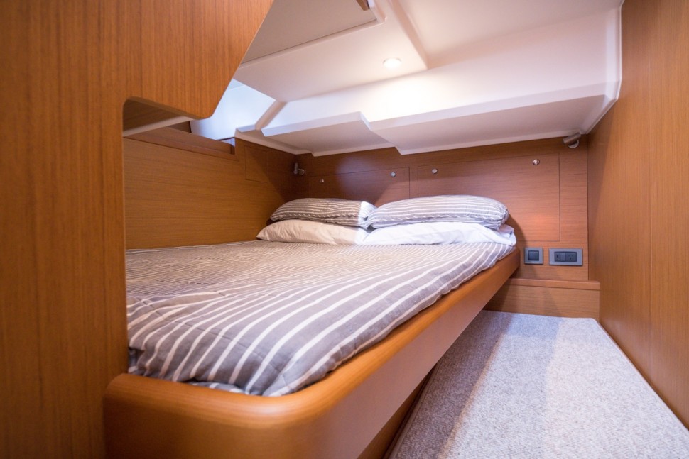 Beneteau Swift Trawler 47 Mahaki 16 Guest Cabin