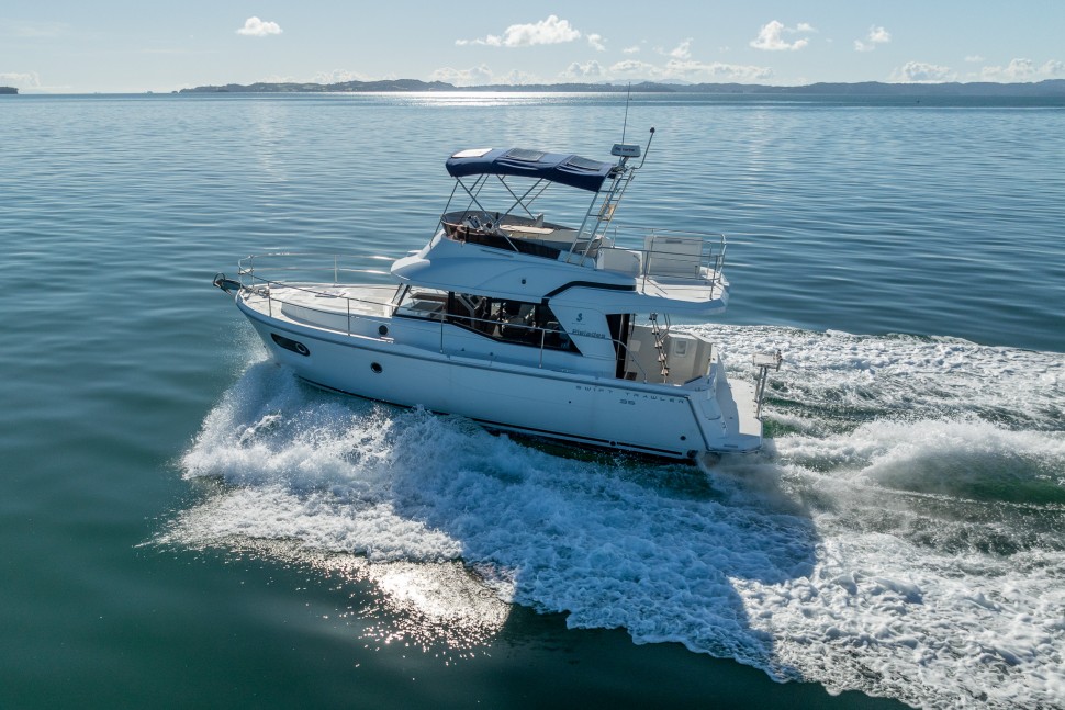 Beneteau SwiftTrawler 35 5