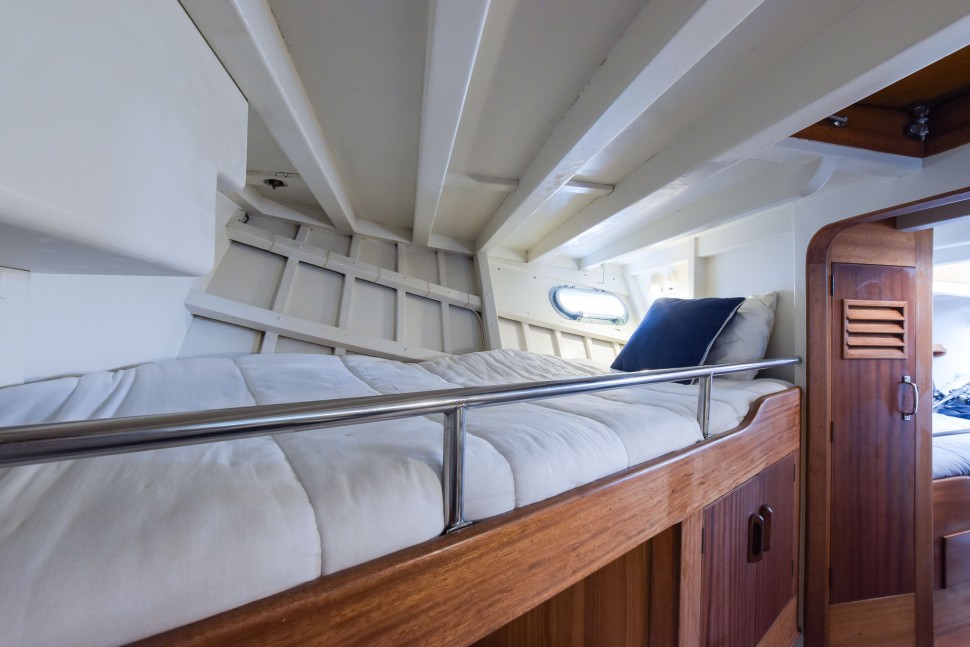 Brin Wilson 49 Jocelyn 17 Bow Cabin