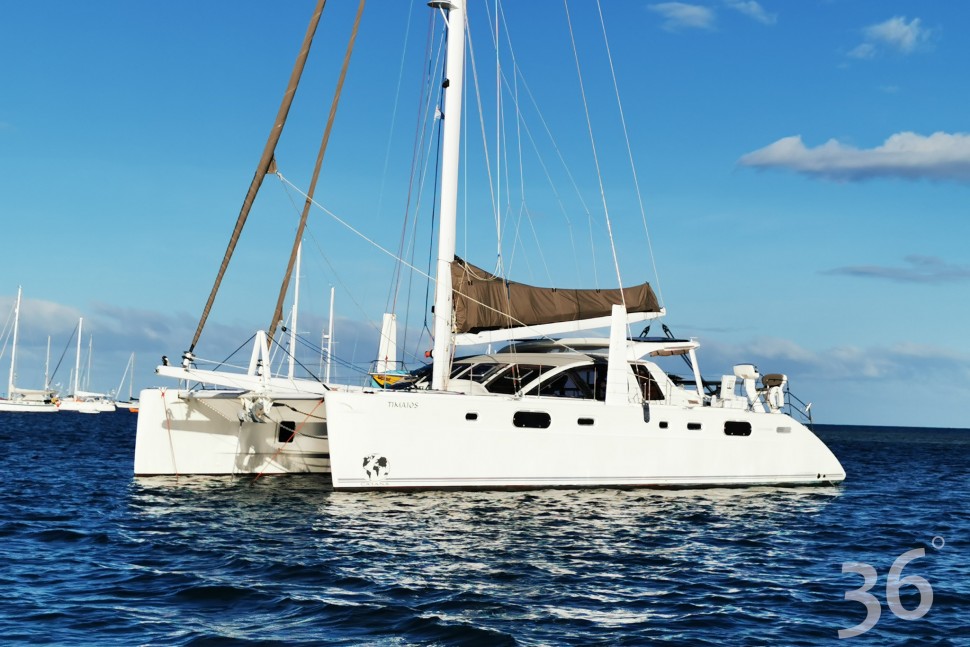 CATANA 582 39