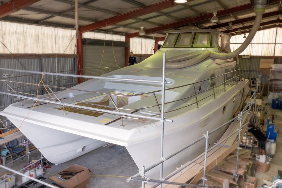 CI 21m 04 Port Bow