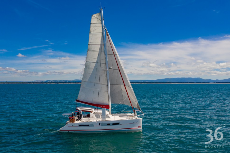 Catana 42 37