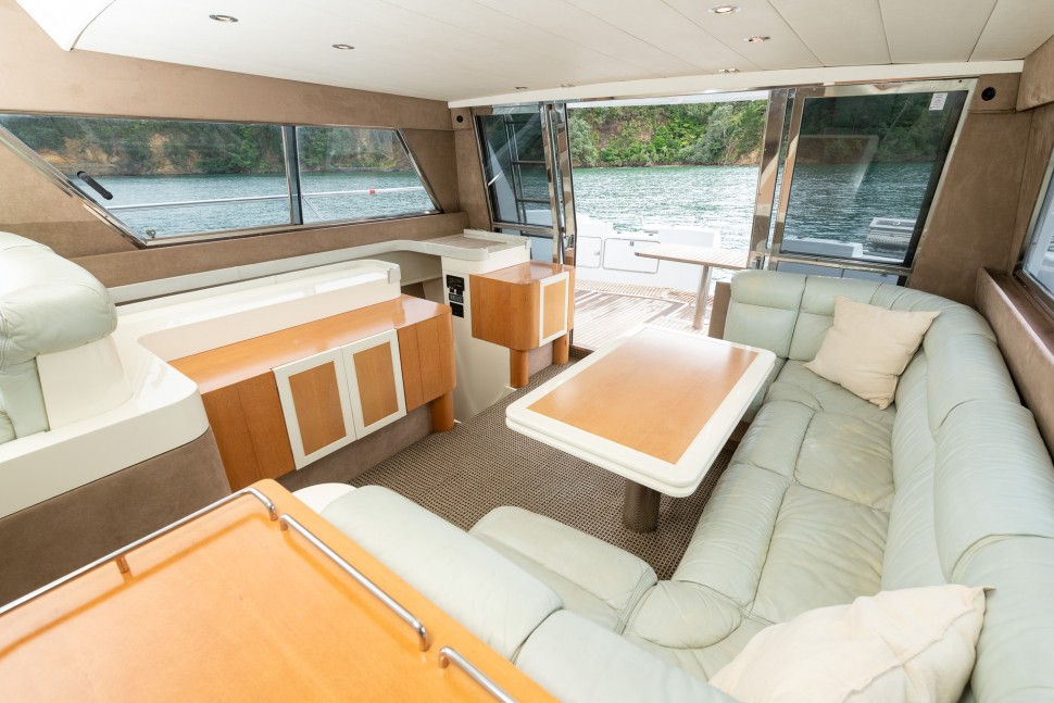 Comar 52 Salute 10 Saloon Aft