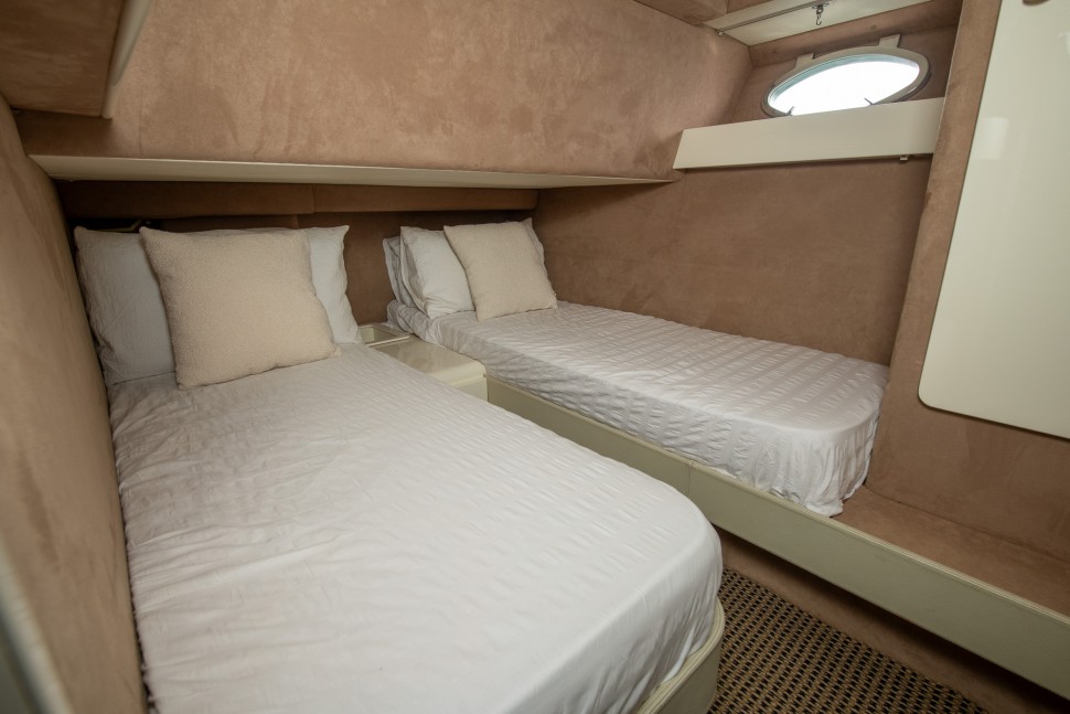 Comar 52 Salute 17 Starboard Cabin