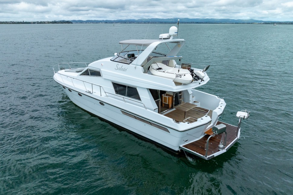 Comar 52 Salute 5 Port Aft