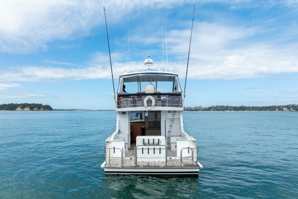 Don Senior 13.8 Judahn 09 exterior