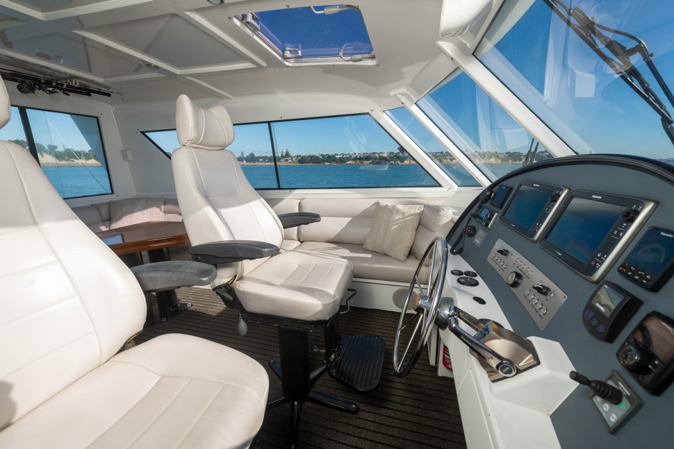 Don Webb 17.5m Richochet 14 Main helm