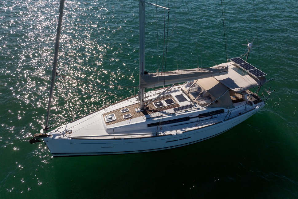 Dufour 405 GL Te Rere 05 exterior