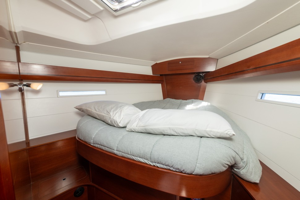 Dufour 405 GL Te Rere 19 cabin