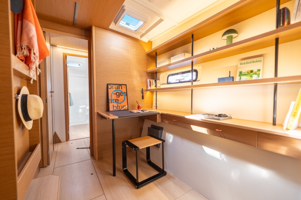 EXCESS 13 CABINS 17