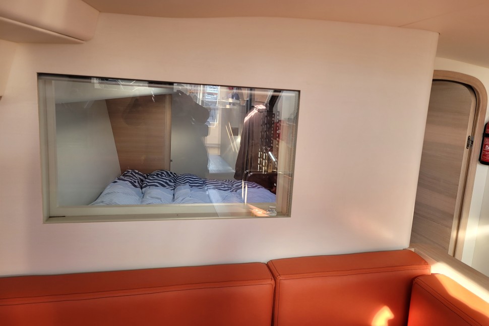 Explorer 50 14 cabin through saloon