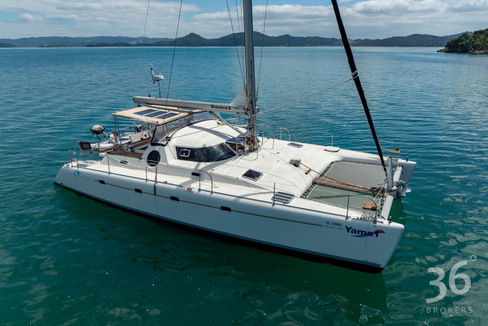 Fountaine Pajot 2