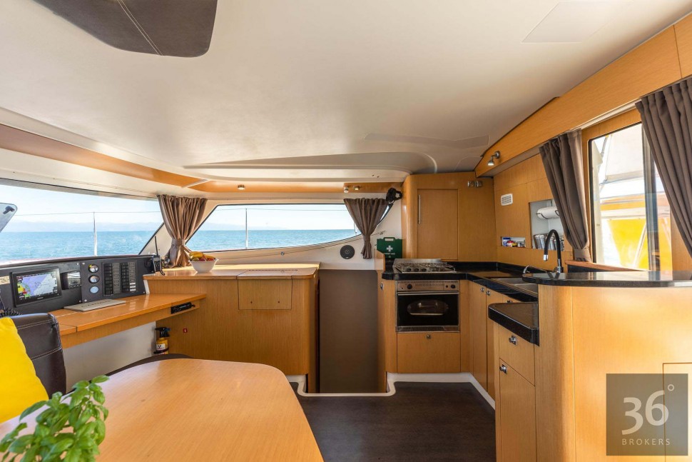 Fountaine Pajot Orana 44 29