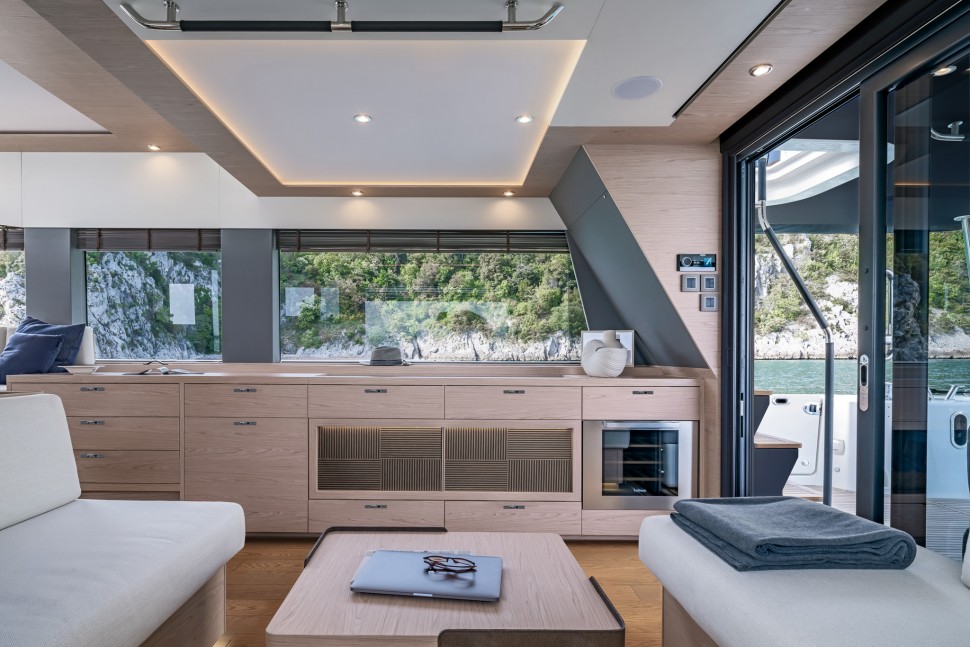 Grand Trawler 63 15
