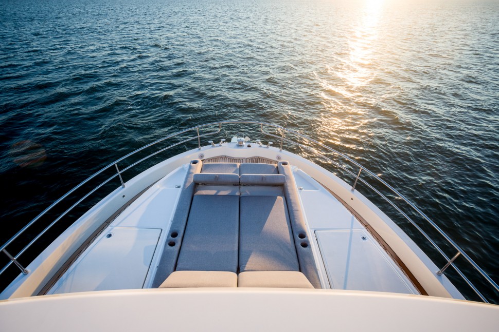 Grand Trawler 63 6