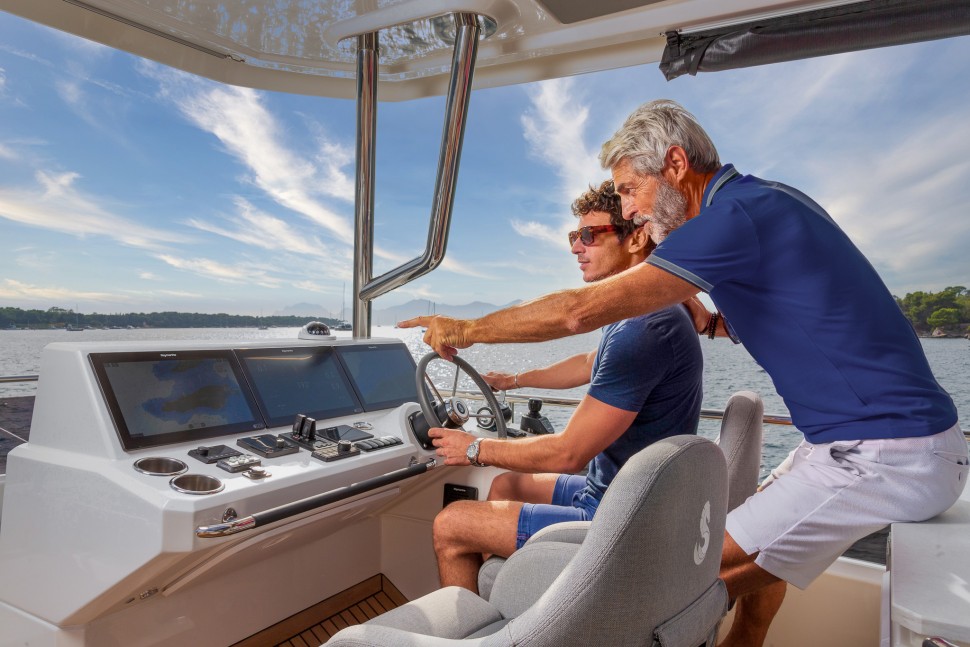 Grand Trawler 63 8