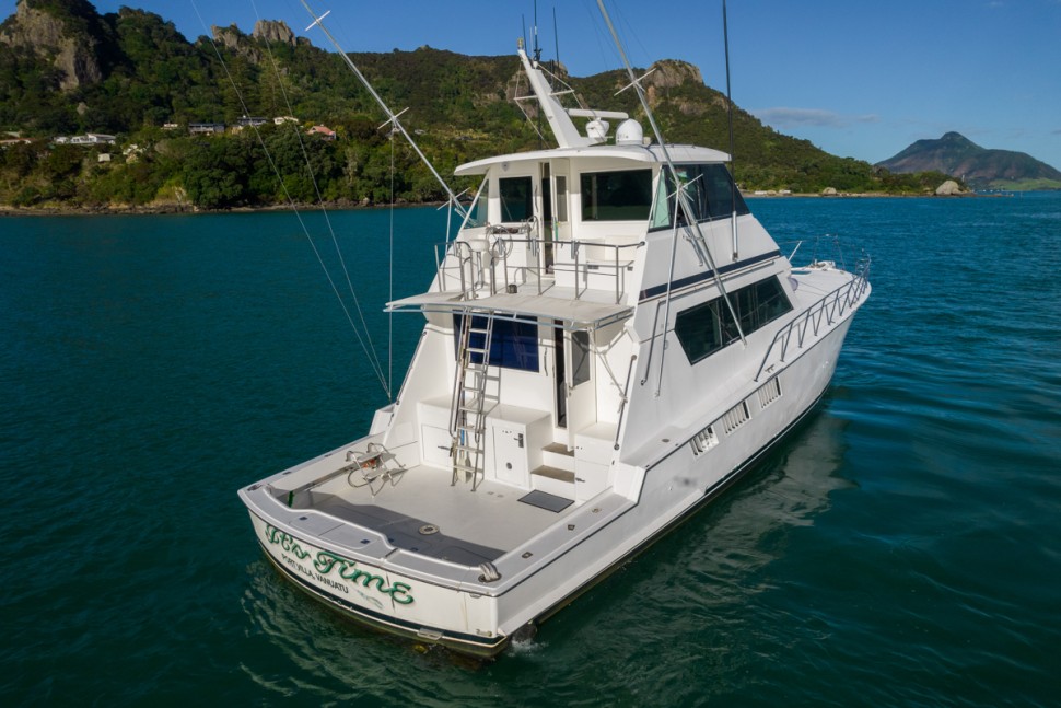 HATTERAS 65 102