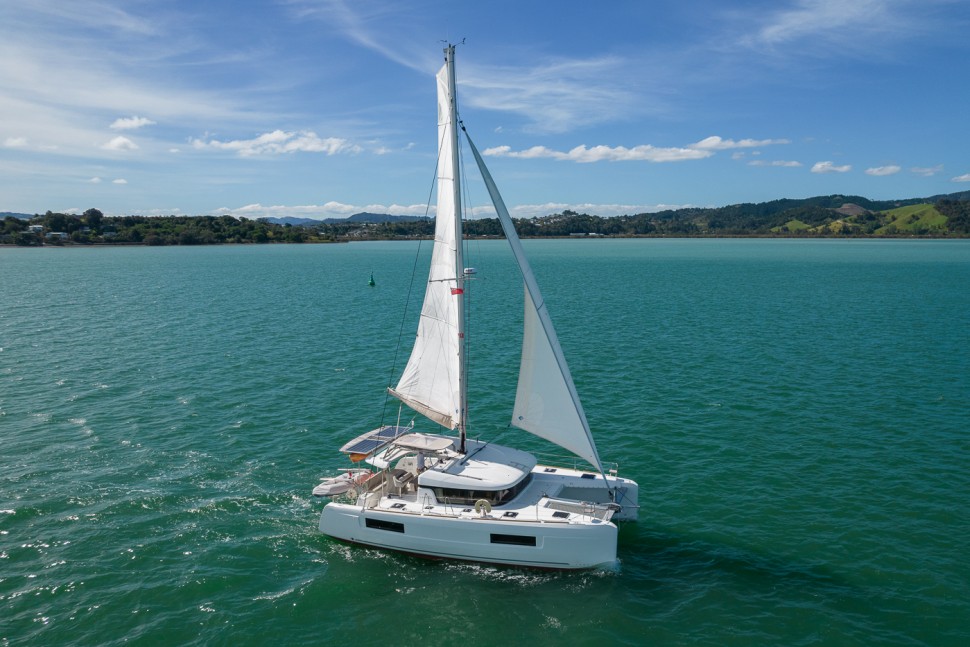 LAGOON 40 04