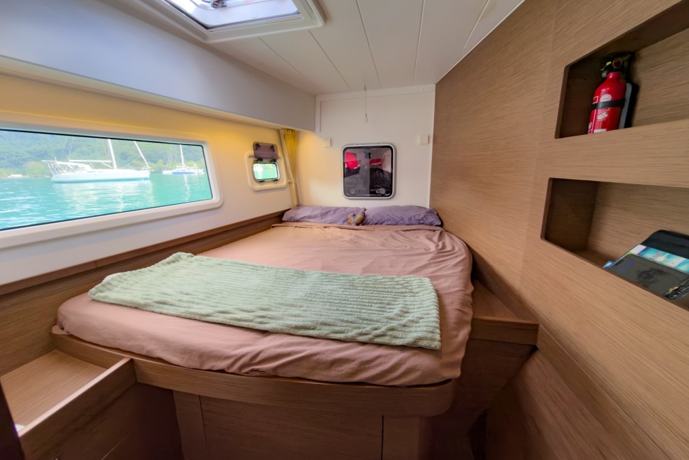 LAGOON 42 OWNER 3CABINS 48