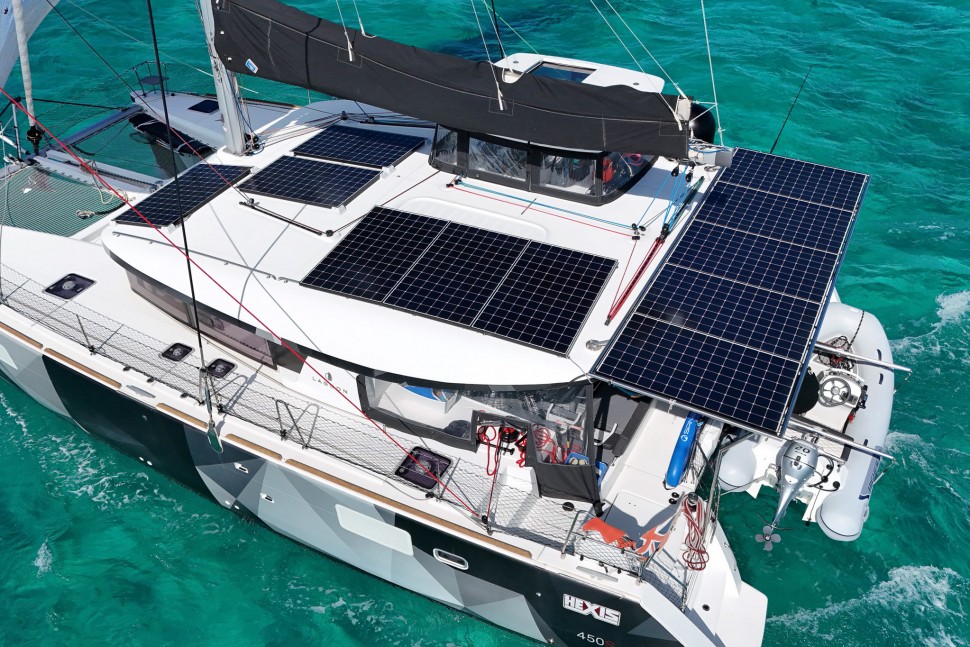 LAGOON 450S 5 exterior