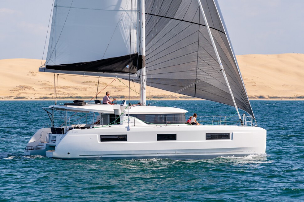 LAGOON 46 T20 1