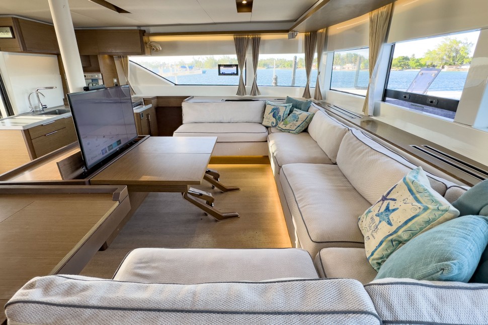 LAGOON 50 32