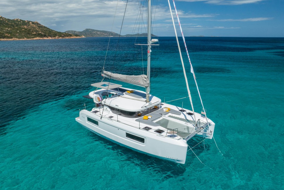 Lagoon 38 7