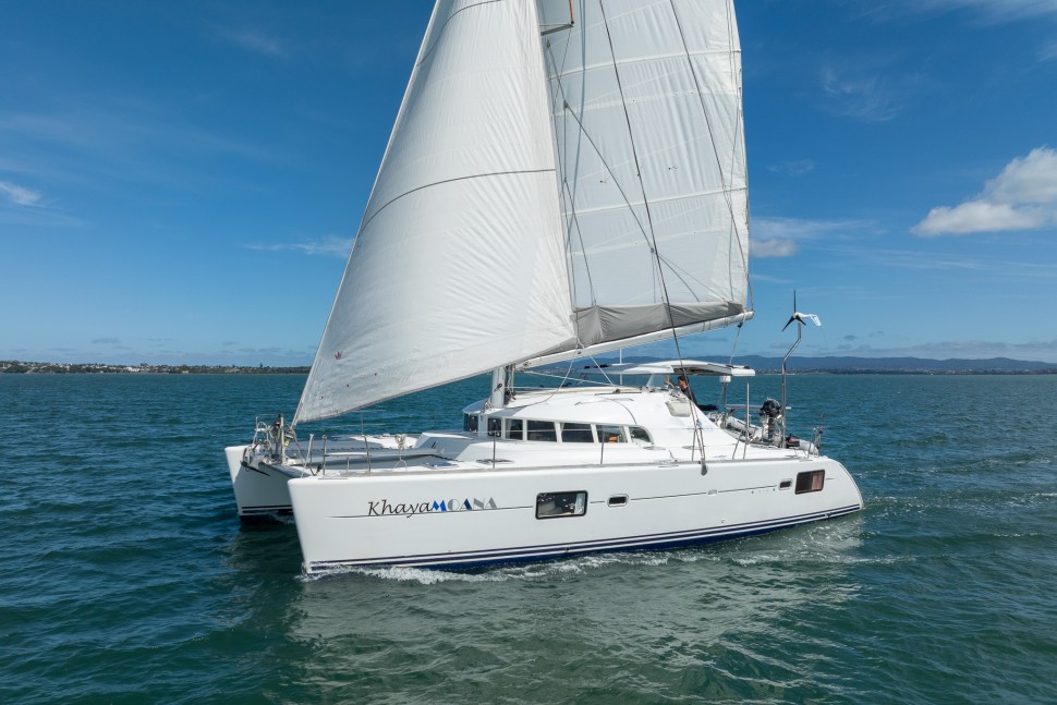 Lagoon 410 s2 1