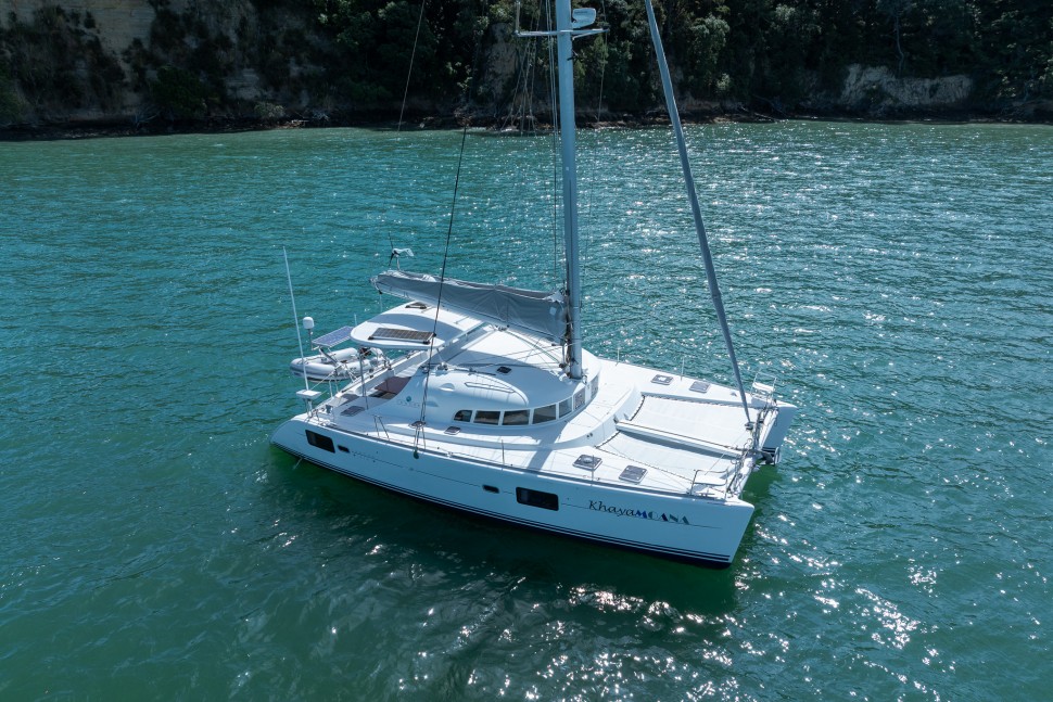 Lagoon 410 s2 2
