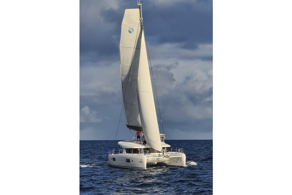 Lagoon 42 154