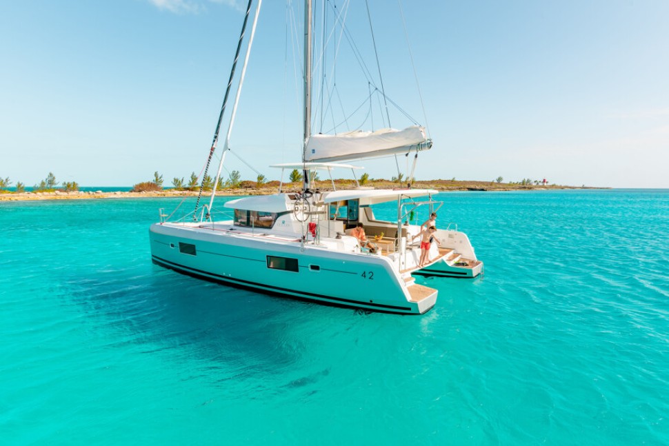Lagoon 42 anchor 10