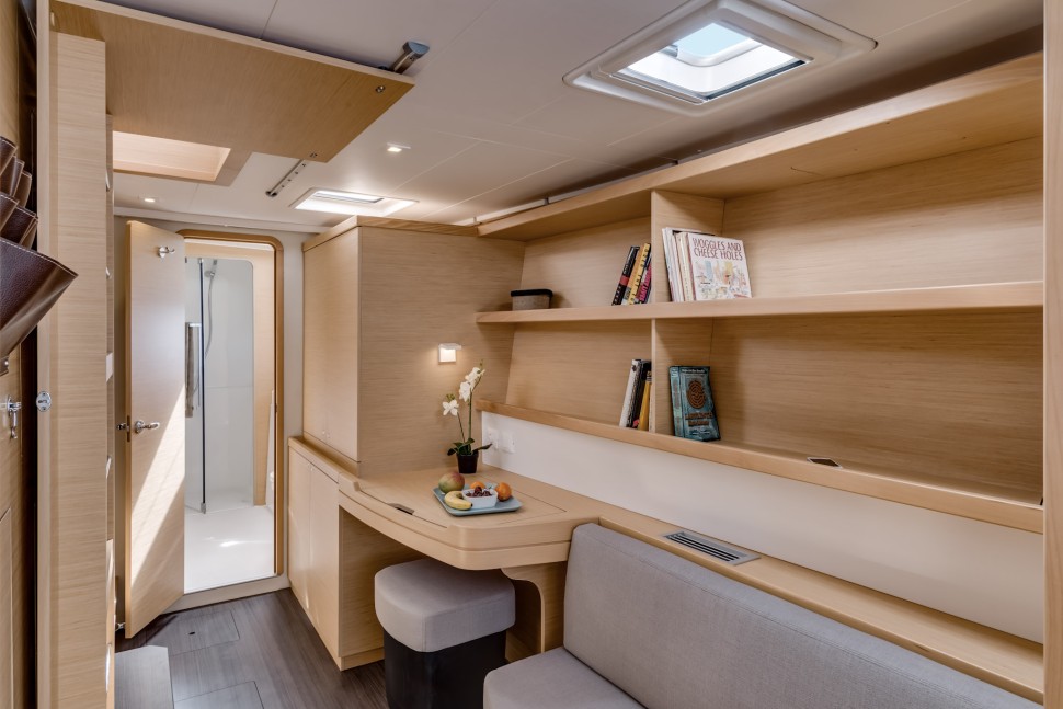 Lagoon 42 interior 19
