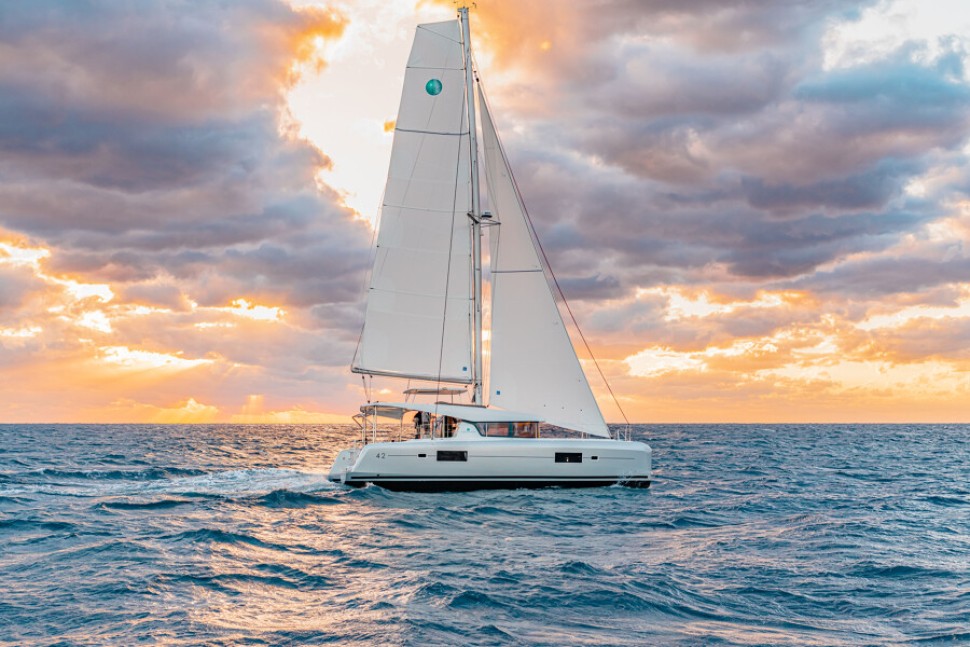 Lagoon 42 sailing 5