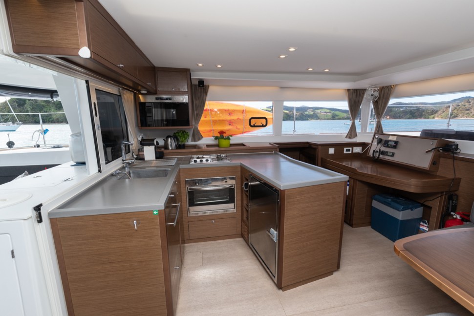 Lagoon 450 Multihull 25