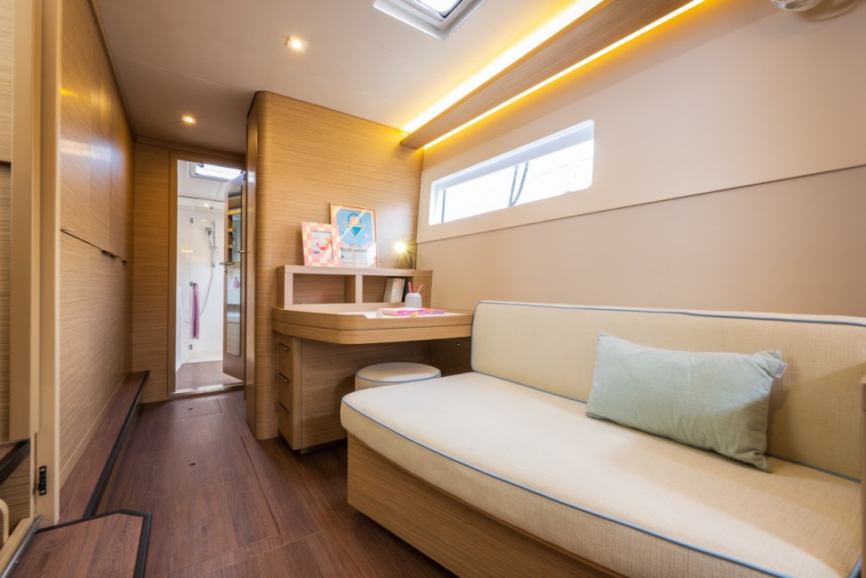 Lagoon 46 Iconic 16