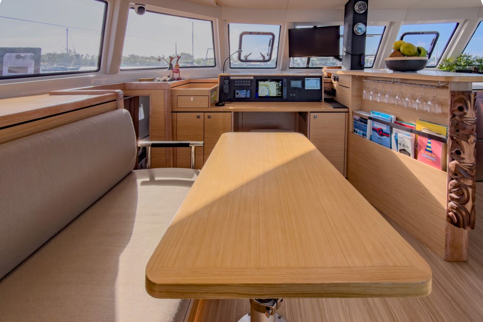 NAUTITECH 44 OPEN OWNER 3 CABIN 16